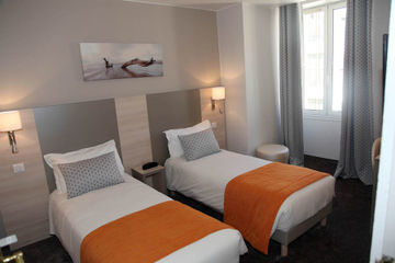 Hotel Du Midi 3*